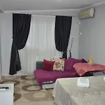 Aparthotel Isil *