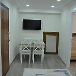 Isil Aparthotel *