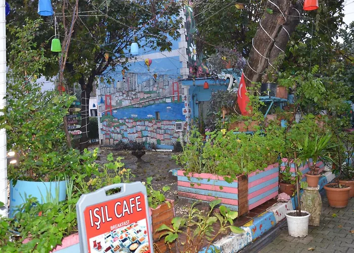 Isil Apartmanhotel *